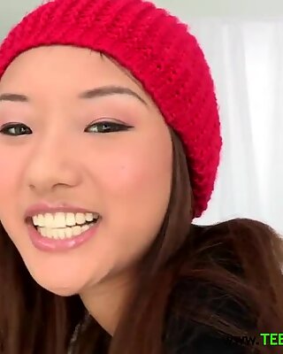 The smile of a Korean Cinderella? After a successful fuck, the soul sings!